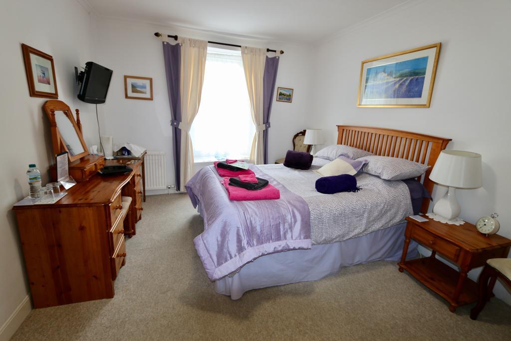 The Old Bakehouse Bed & Breakfast Colyton Bagian luar foto