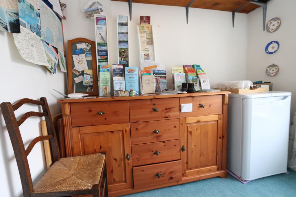 The Old Bakehouse Bed & Breakfast Colyton Bagian luar foto