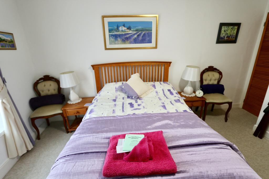 The Old Bakehouse Bed & Breakfast Colyton Bagian luar foto
