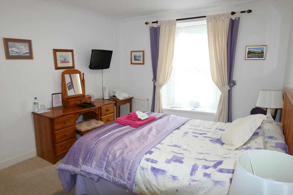 The Old Bakehouse Bed & Breakfast Colyton Bagian luar foto