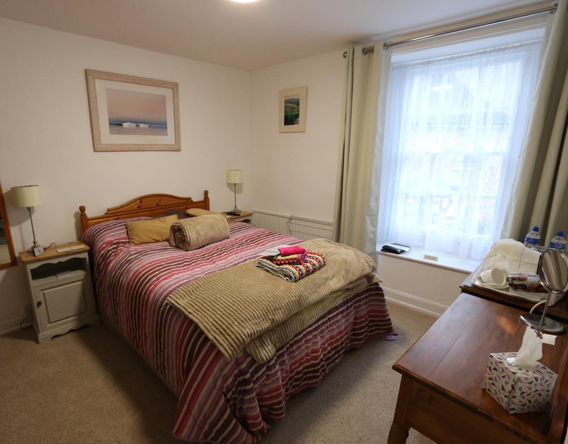 The Old Bakehouse Bed & Breakfast Colyton Bagian luar foto