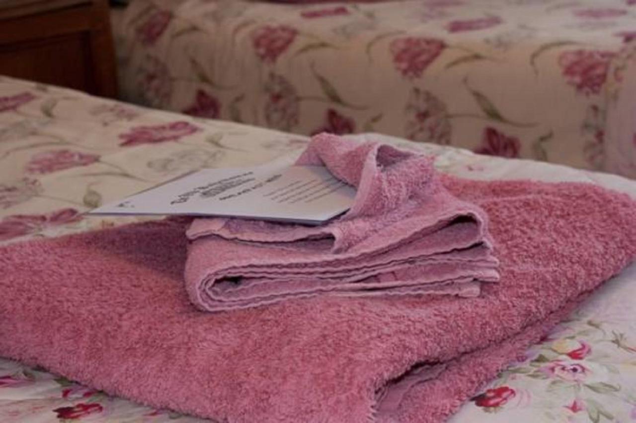 The Old Bakehouse Bed & Breakfast Colyton Ruang foto