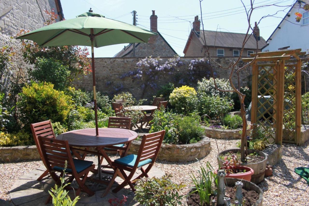 The Old Bakehouse Bed & Breakfast Colyton Bagian luar foto