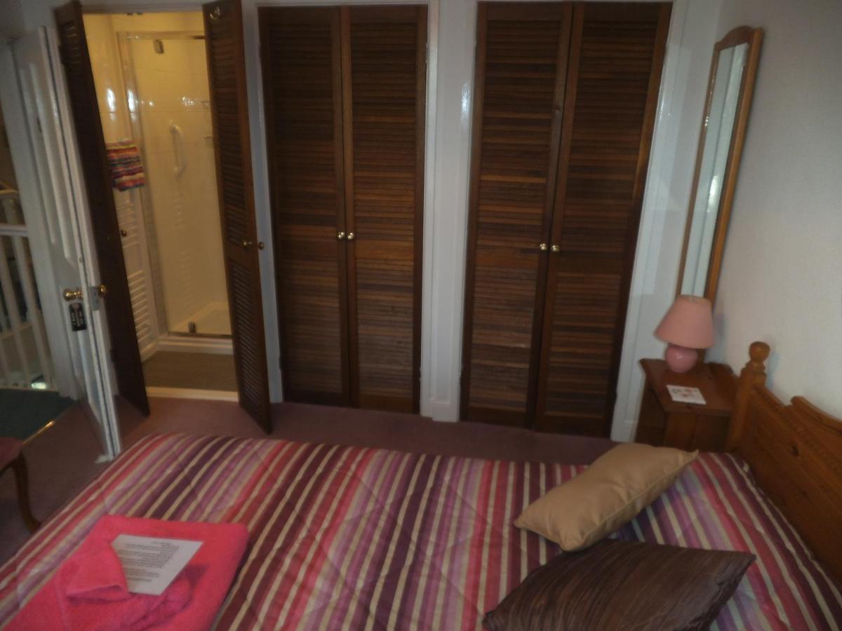 The Old Bakehouse Bed & Breakfast Colyton Bagian luar foto